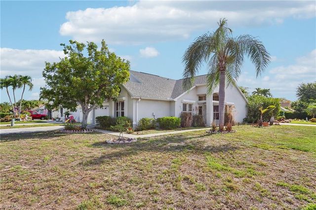 15237 Cricket LN, Fort Myers, FL 33919