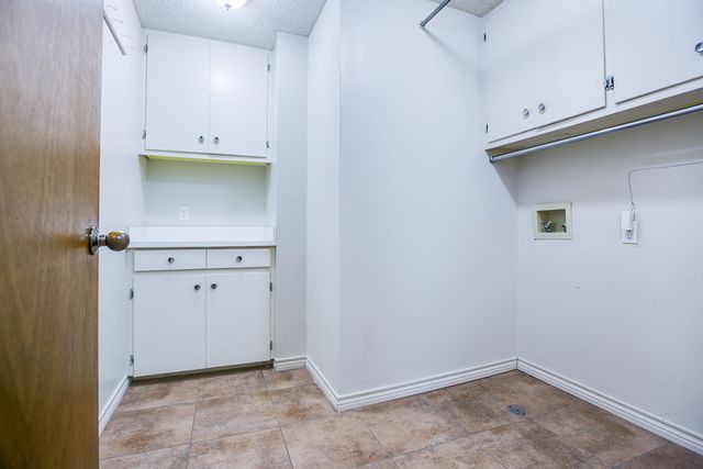 209 N Ave B, Ballinger, TX 76821