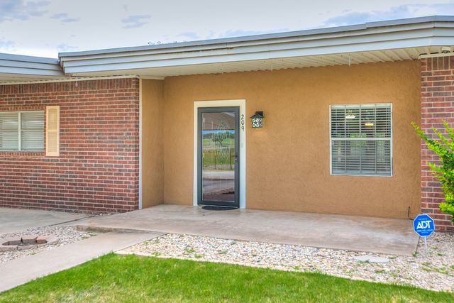 209 N Ave B, Ballinger, TX 76821