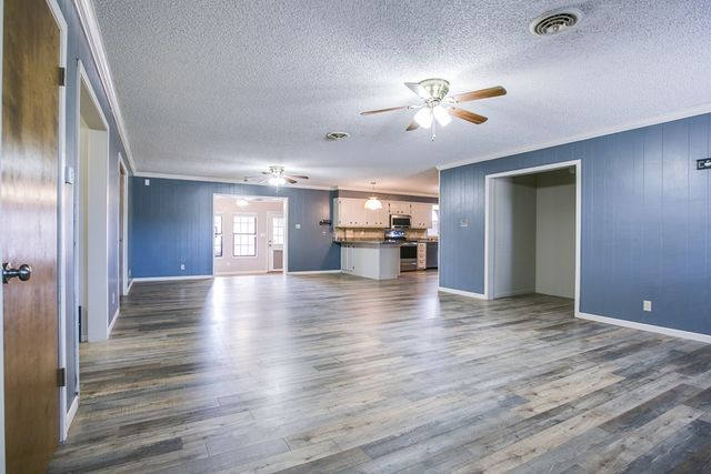 209 N Ave B, Ballinger, TX 76821