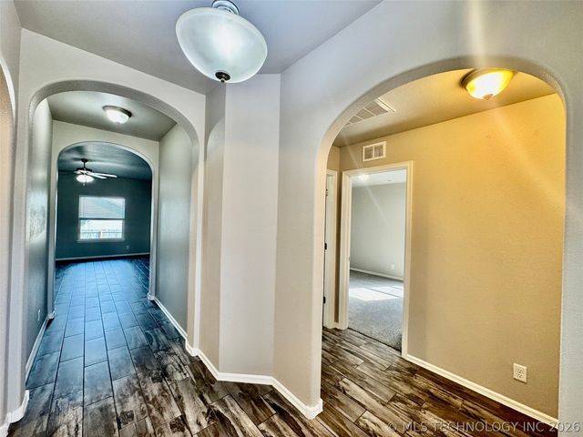 14616 E 114th Street North, Owasso, OK 74055