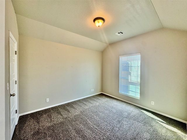 14616 E 114th Street North, Owasso, OK 74055