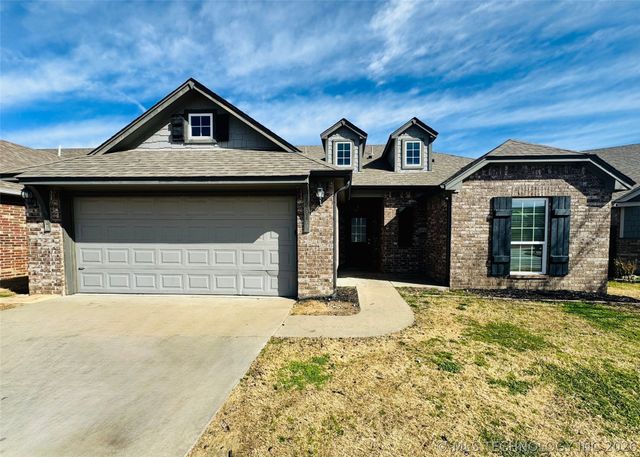 14616 E 114th Street North, Owasso, OK 74055