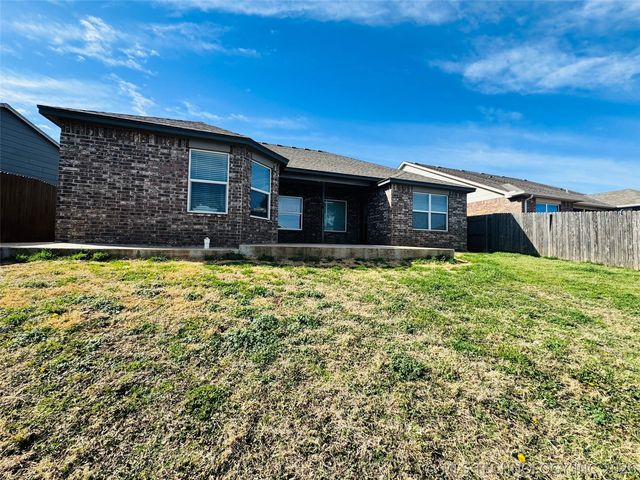 14616 E 114th Street North, Owasso, OK 74055