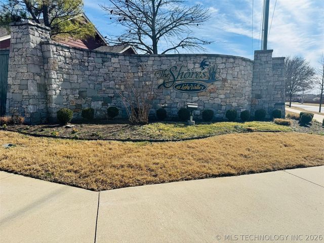 14616 E 114th Street North, Owasso, OK 74055