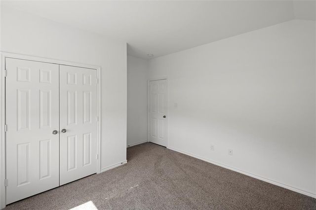 511 Oak Chase Avenue, Dayton, TX 77535