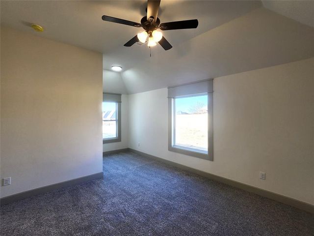 11621 NW 103rd Street, Yukon, OK 73099