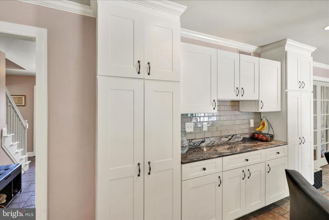 713 OLD FRITZTOWN RD, Reading, PA 19608