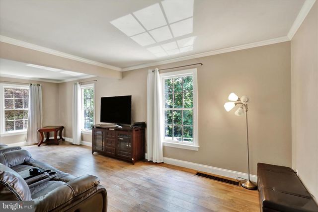 713 OLD FRITZTOWN RD, Reading, PA 19608