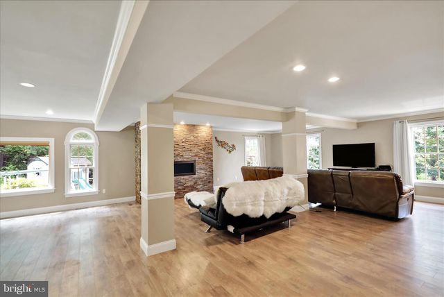 713 OLD FRITZTOWN RD, Reading, PA 19608