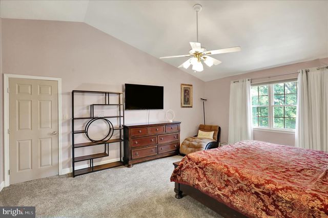 713 OLD FRITZTOWN RD, Reading, PA 19608