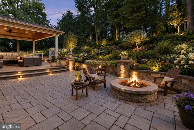 713 OLD FRITZTOWN RD, Reading, PA 19608