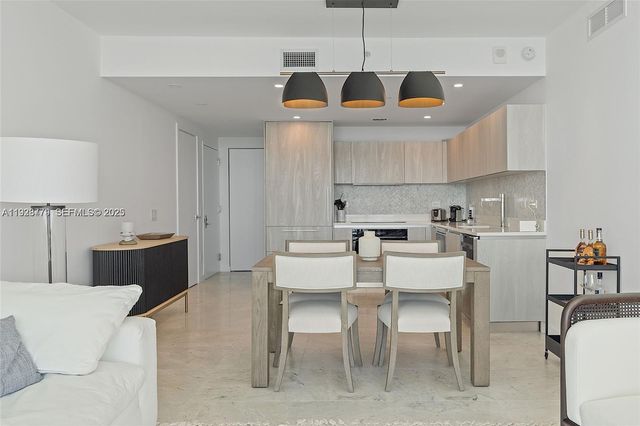 3131 NE 7th Ave 2203, Miami, FL 33137