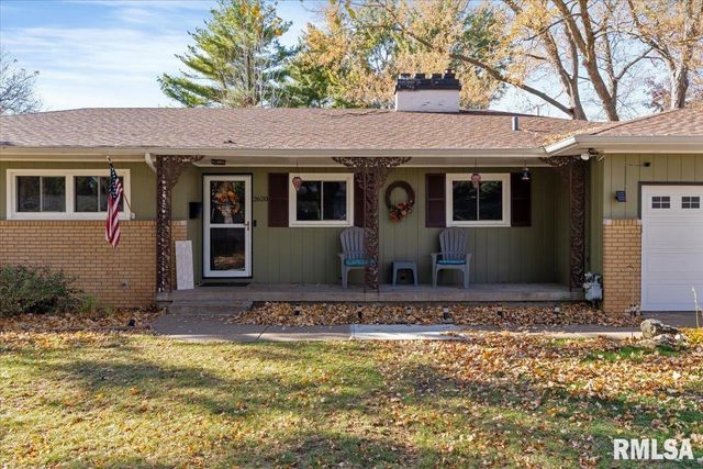 2620 HARMONY Drive, Bettendorf, IA 52722