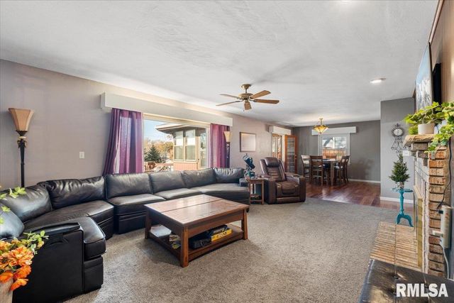 2620 HARMONY Drive, Bettendorf, IA 52722