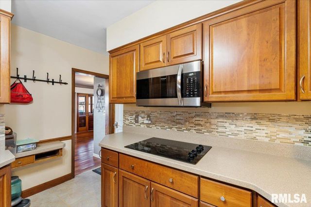 2620 HARMONY Drive, Bettendorf, IA 52722