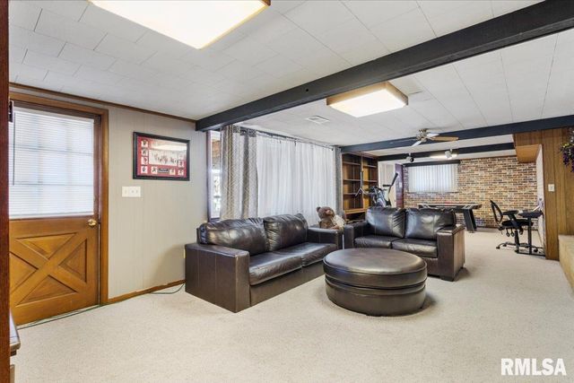 2620 HARMONY Drive, Bettendorf, IA 52722