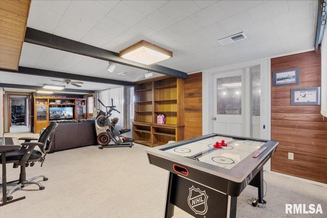 2620 HARMONY Drive, Bettendorf, IA 52722