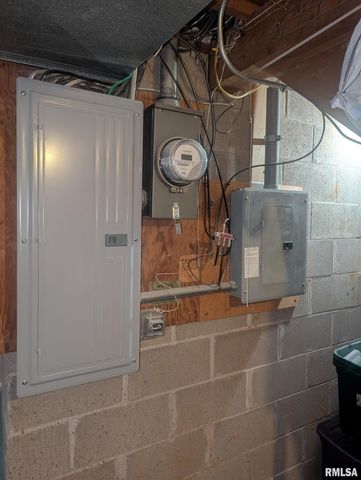 2620 HARMONY Drive, Bettendorf, IA 52722