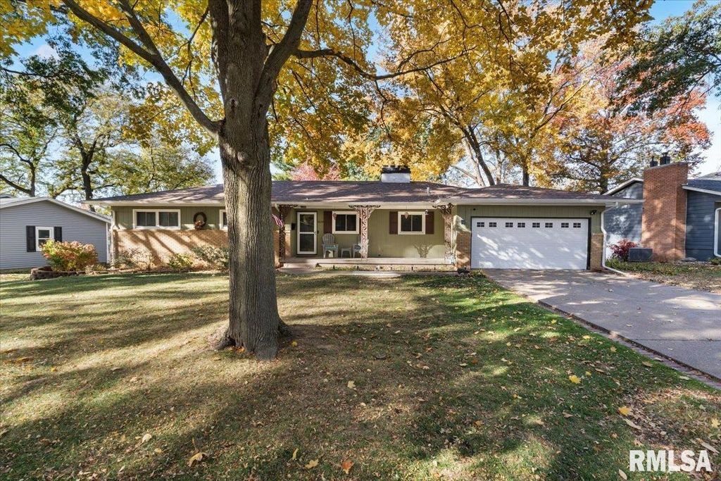 2620 HARMONY Drive, Bettendorf, IA 52722