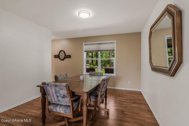 405 Brisboys RD, Sagle, ID 83860