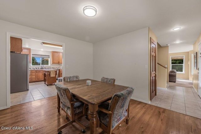 405 Brisboys RD, Sagle, ID 83860