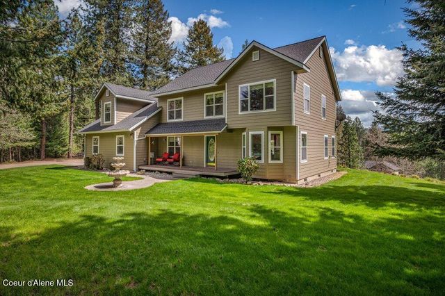 405 Brisboys RD, Sagle, ID 83860