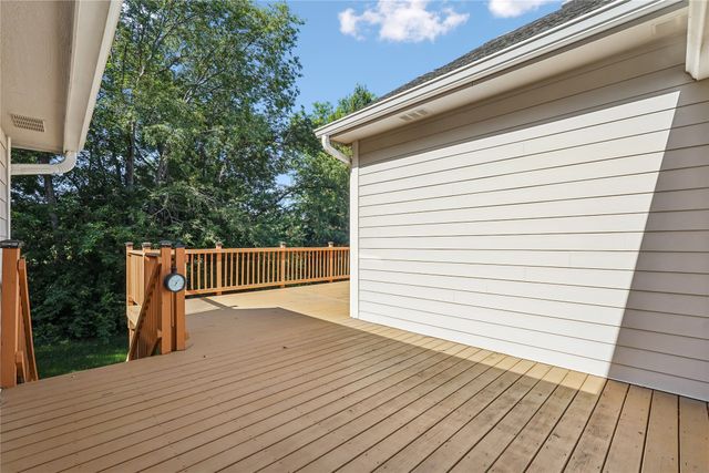 1351 Pompano Drive, Clive, IA 50325