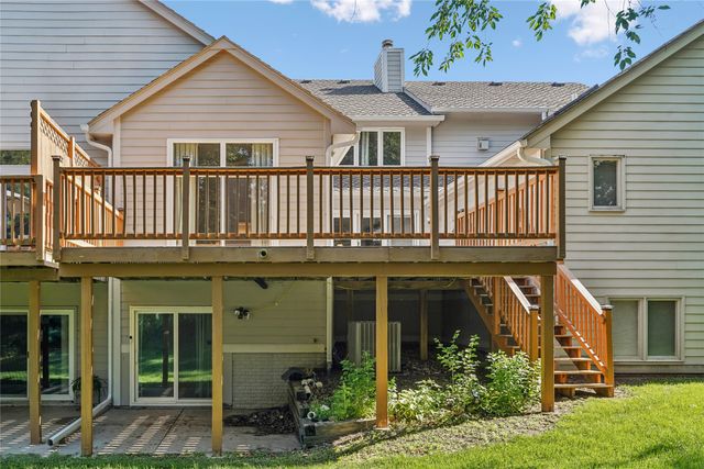1351 Pompano Drive, Clive, IA 50325