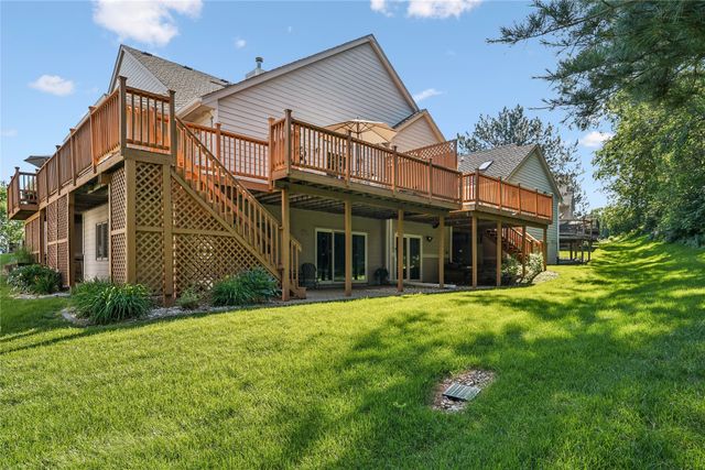 1351 Pompano Drive, Clive, IA 50325