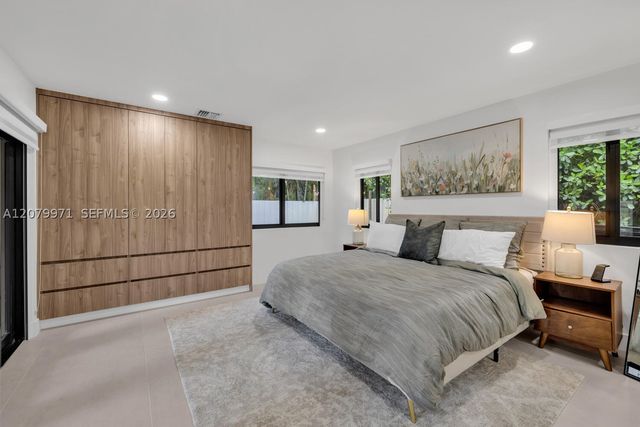 220 NE 105th St, Miami Shores, FL 33138