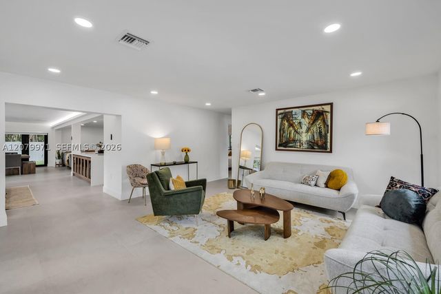 220 NE 105th St, Miami Shores, FL 33138