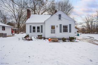 24345 Alexander Road, Oakwood Village, OH 44146