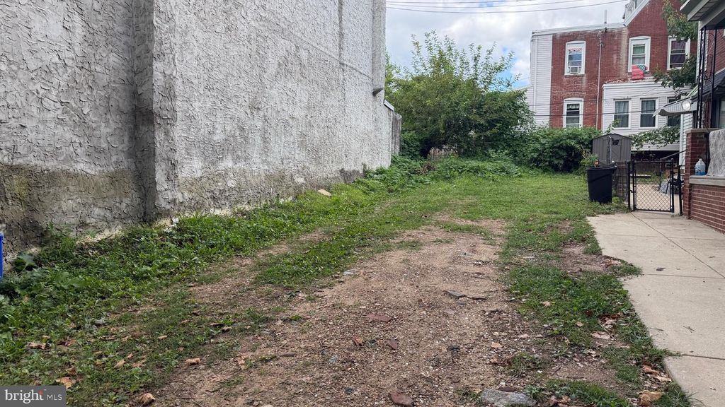4722 OAKLAND ST, PHILADELPHIA, PA 19124 — exterior