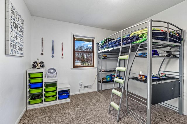 1720 131st Avenue NW, Coon Rapids, MN 55448