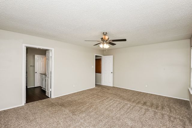 2529 Forest Creek Drive, Fort Worth, TX 76123