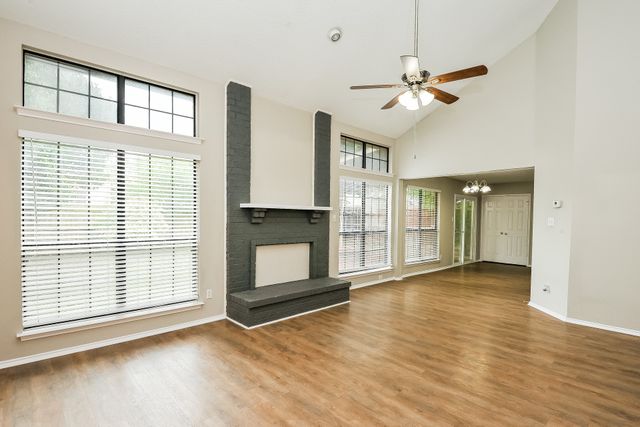 2529 Forest Creek Drive, Fort Worth, TX 76123