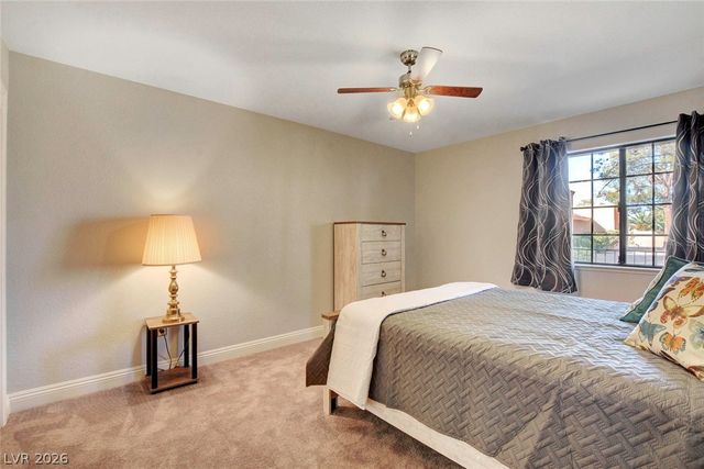 2851 VALLEY VIEW Boulevard 1016, Las Vegas, NV 89102