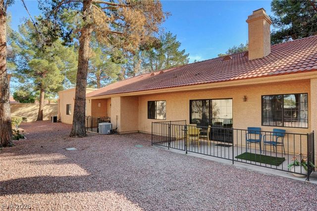 2851 VALLEY VIEW Boulevard 1016, Las Vegas, NV 89102