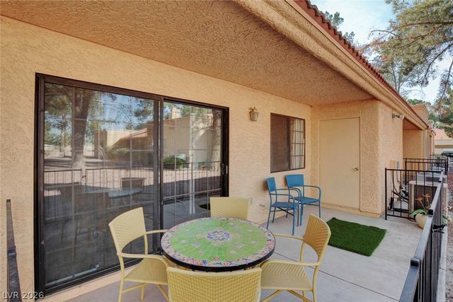 2851 VALLEY VIEW Boulevard 1016, Las Vegas, NV 89102