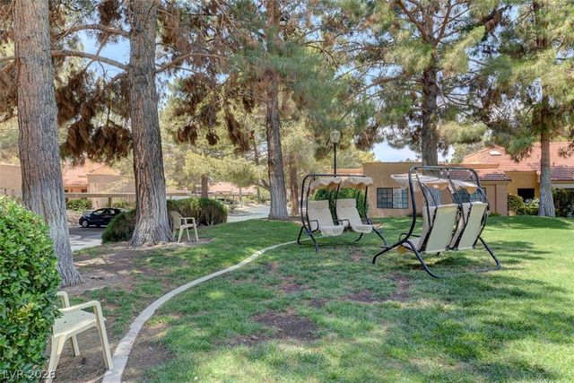 2851 VALLEY VIEW Boulevard 1016, Las Vegas, NV 89102