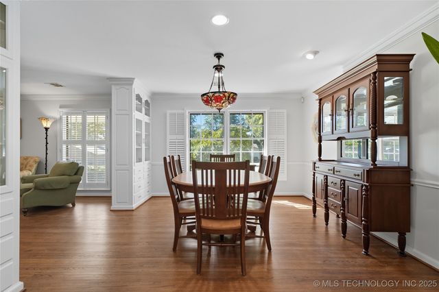 2881 E 35th Place, Tulsa, OK 74105