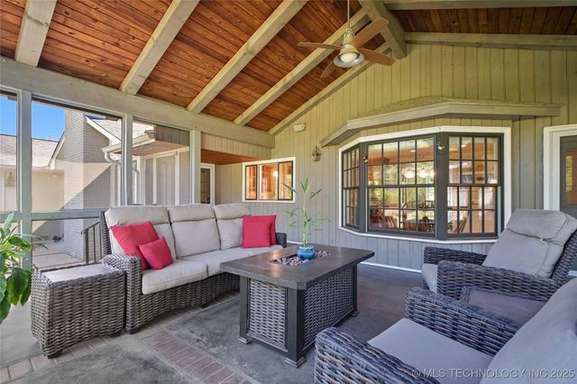 2881 E 35th Place, Tulsa, OK 74105