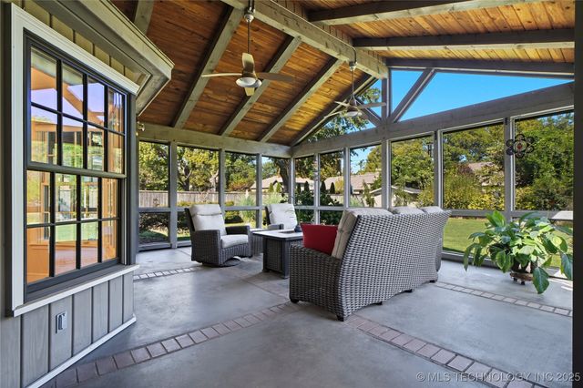 2881 E 35th Place, Tulsa, OK 74105