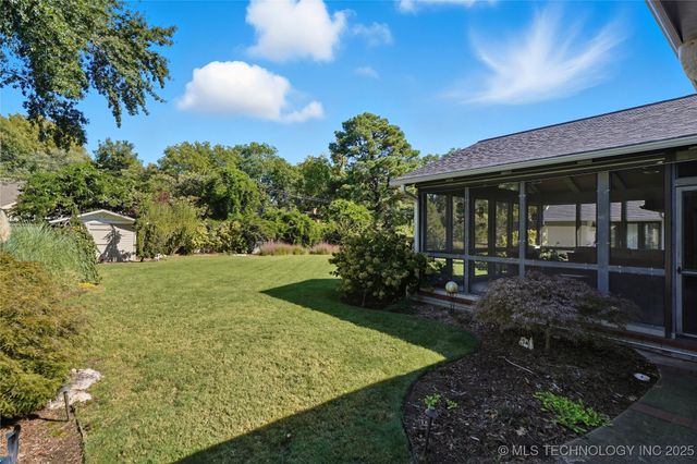 2881 E 35th Place, Tulsa, OK 74105