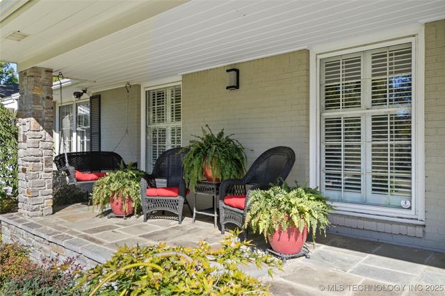 2881 E 35th Place, Tulsa, OK 74105