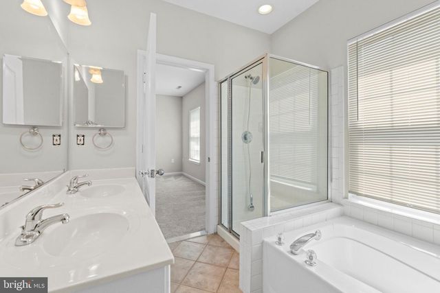 519 ENSEMBLE CT, Hunt Valley, MD 21030