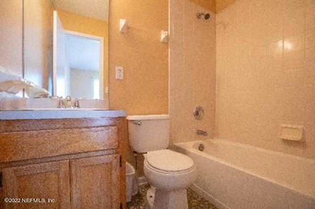 2548 AMERICAS CUP Circle E, Atlantic Beach, FL 32333