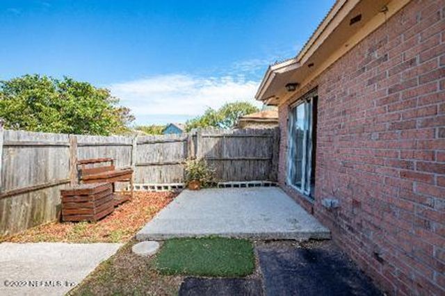 2548 AMERICAS CUP Circle E, Atlantic Beach, FL 32333