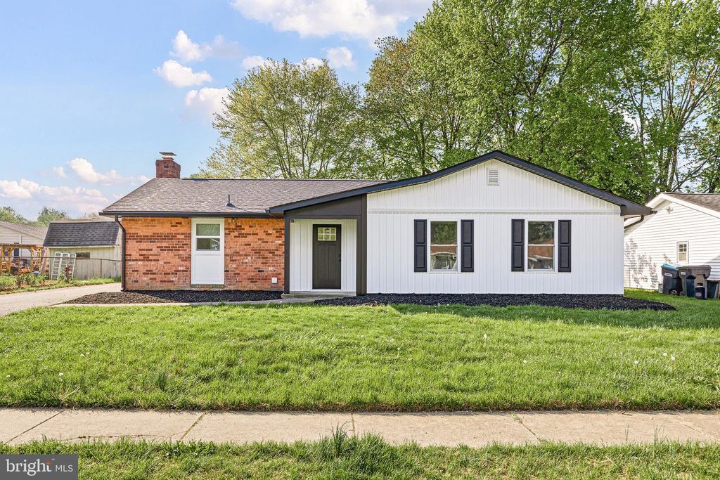 3 QUEENS WAY, Newark, DE 19713